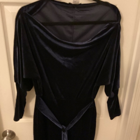 Navy blue off the shoulder jumpsuit size medium - Picture 3 of 10